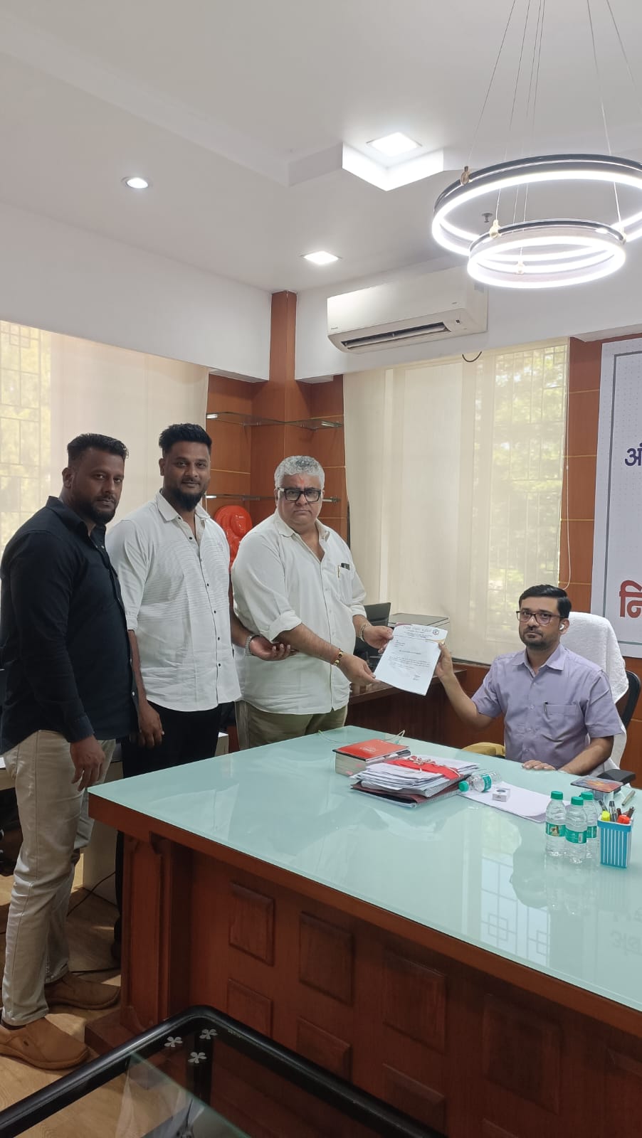 टीम ओमी कलानी अंबरनाथमध्ये नगरपालिका निवडणूक रिंगणात