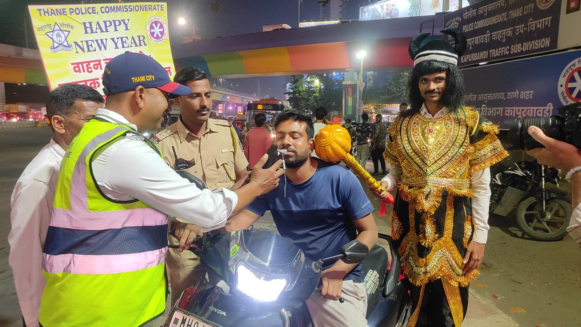 ठाण्यात तळीरामांवर कारवाईचा 'उतारा'
