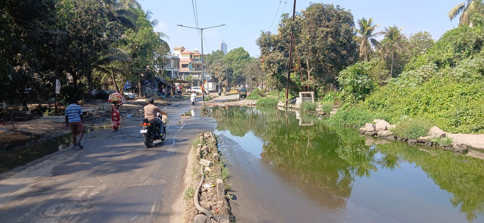 सांडपाण्याच्या वाहिन्या फुटल्या; वाघबीळमध्ये दारोदारी गटारे