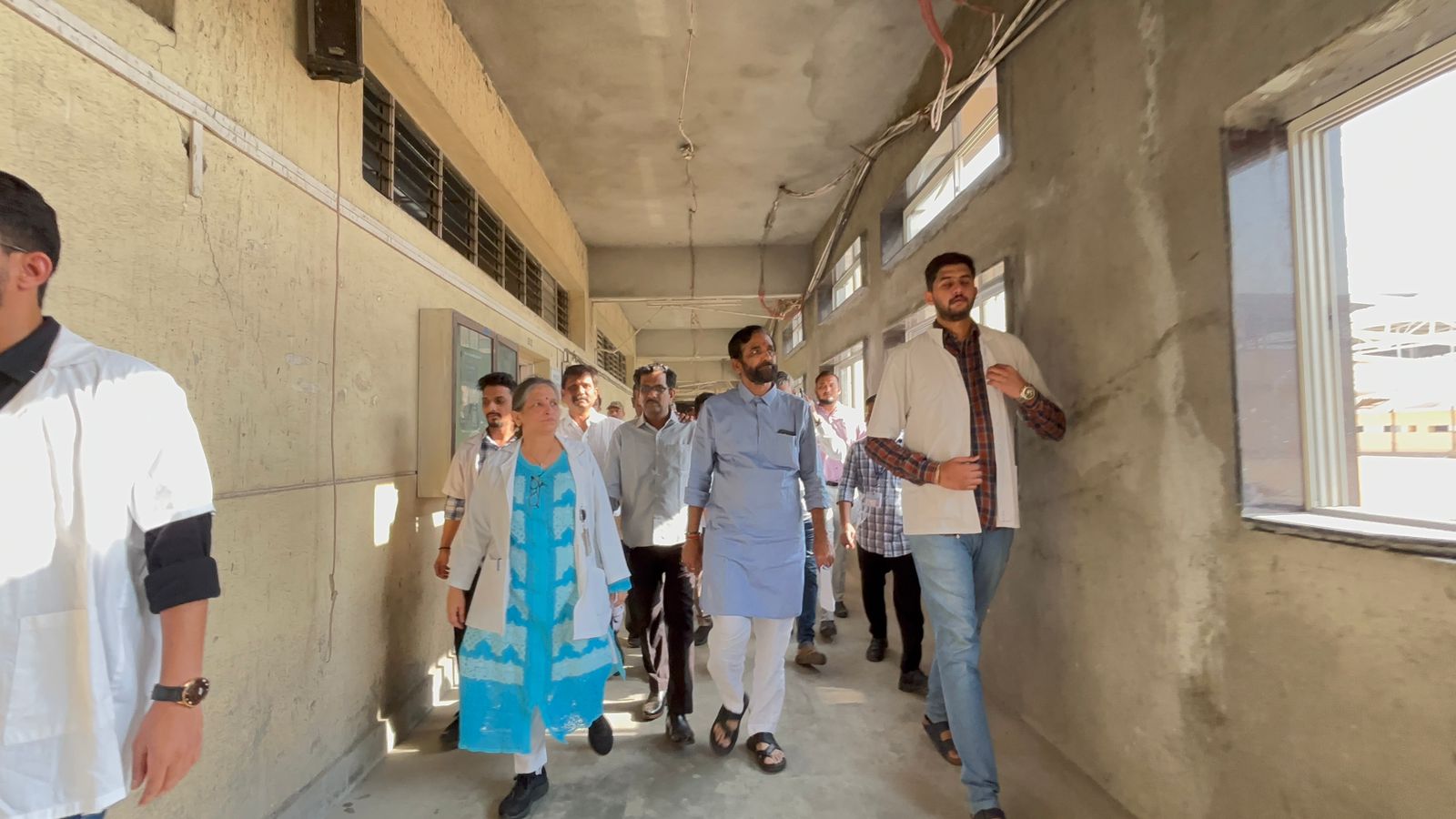 वसतिगृहामध्ये निवासी डॉक्टरच होणार रुग्ण