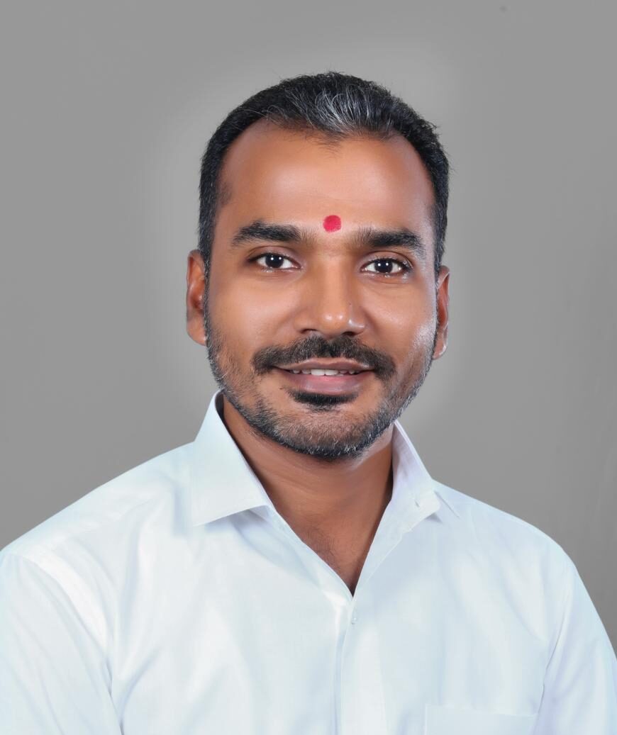 विकासासाठी ३९०० कोटी; शौचालयाला मात्र ताटी!