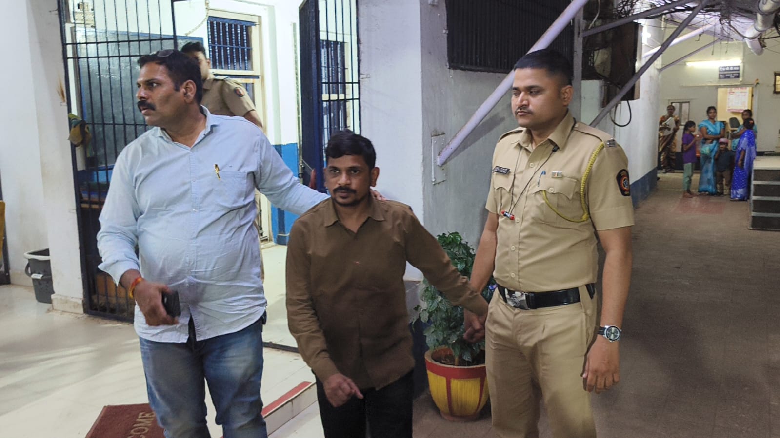 बनावट सीबीआय अधिकारी अखेर जाळ्यात