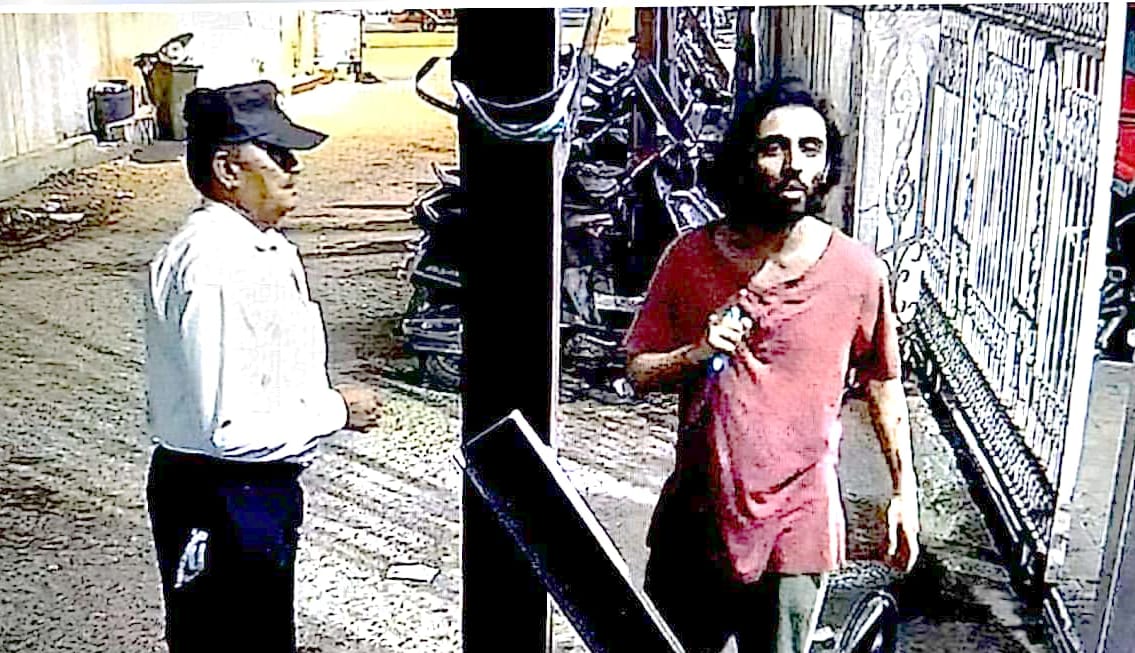 सुरक्षा रक्षकांवर हल्ला करणारा आरोपी इसिसशी संबंधित?
