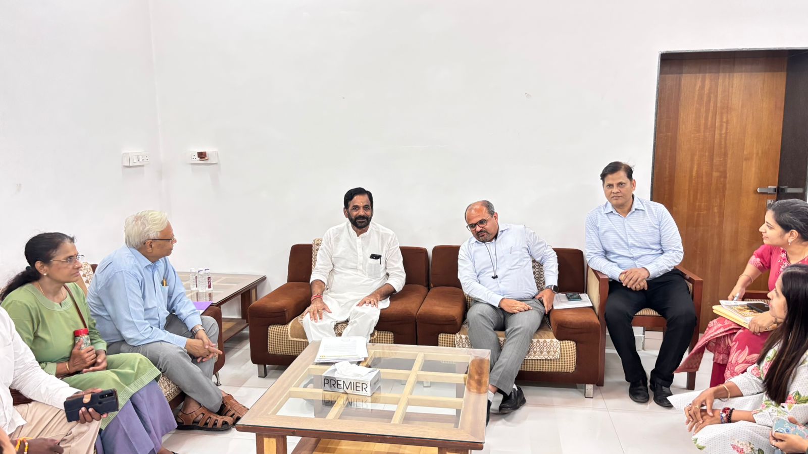 भरवस्तीत रिंग मेट्रोचे स्थानक; कोंडी फुटणार नाही, वाढणार