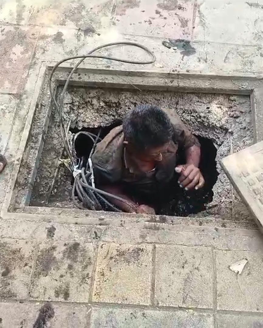ठाण्यात नालेसफाई मजुर उघड्यावर