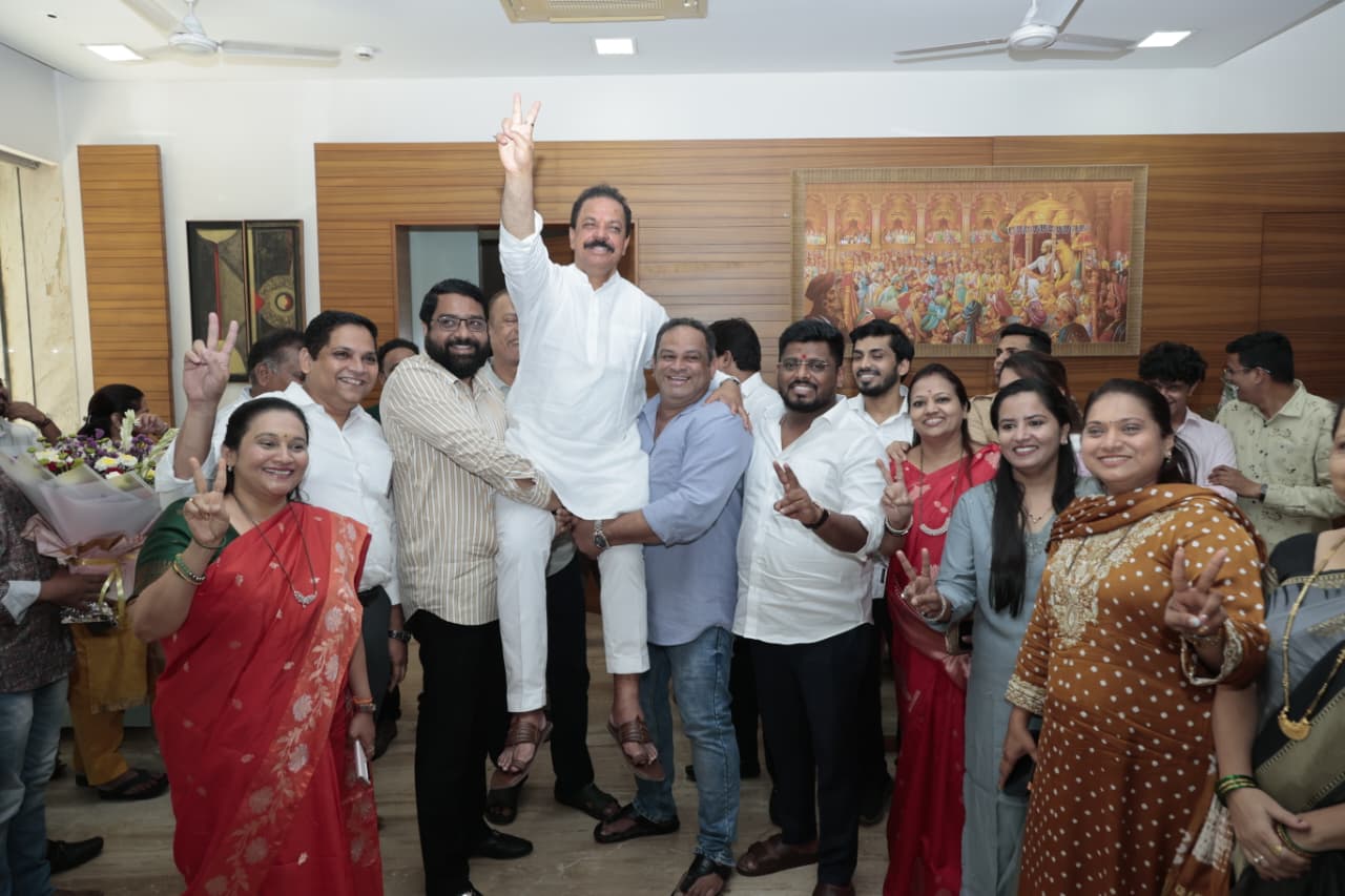 रवींद्र फाटक यांचा बिनविरोध विजयाचा मार्ग मोकळा