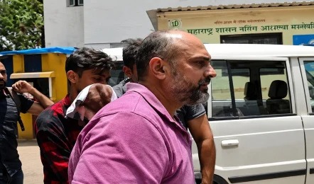 फरार दहशतवादी आरोपी हुजैफा दिल्ली स्पेशल सेलच्या जाळ्यात