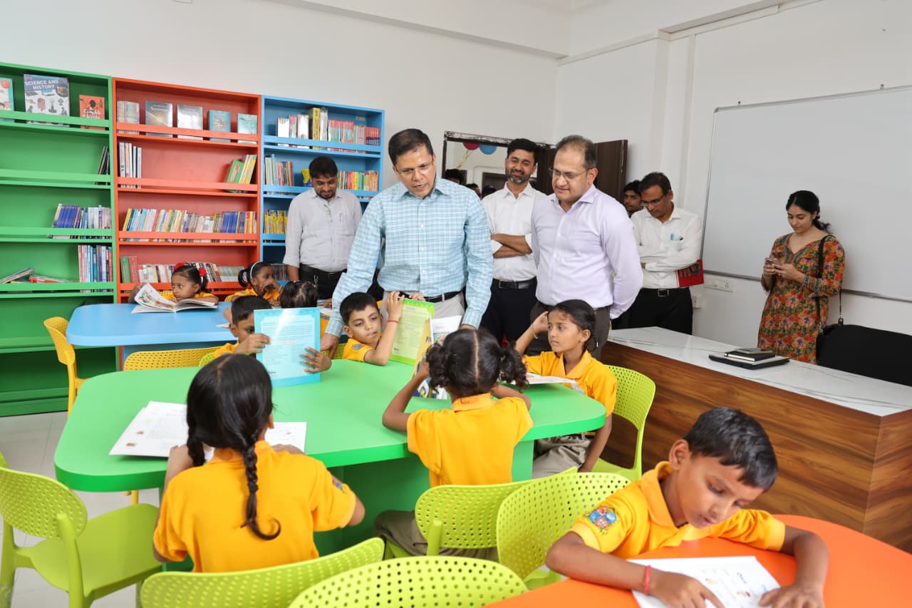 ठामपाच्या सीबीएसई शाळेची घंटा घणघणली