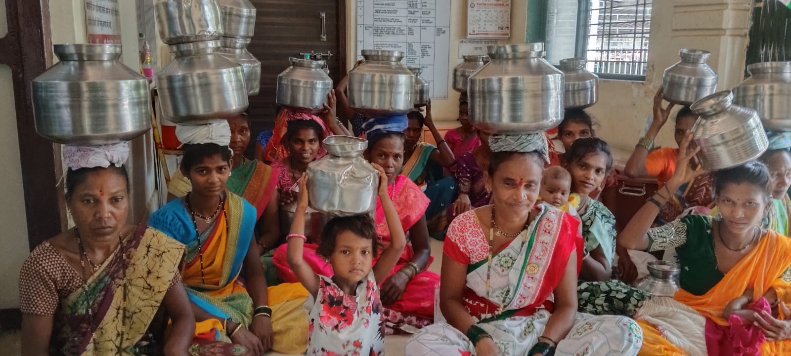 चिमुकलीच्या हंड्याची प्रशासनाला झळ