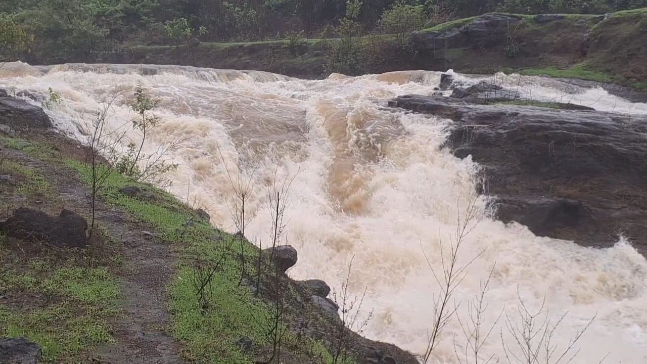 अंबरनाथचे चिखलोली धरण ओव्हर फ्लो
