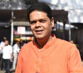 २२ वर्षांनी ३,२७६ कंत्राटी कर्मचाऱ्यांना दिलासा