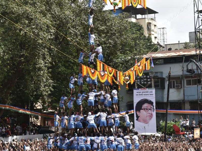 दहीहंड्या एकशे चार; कोंडीने ठाणे होणार बेजार!