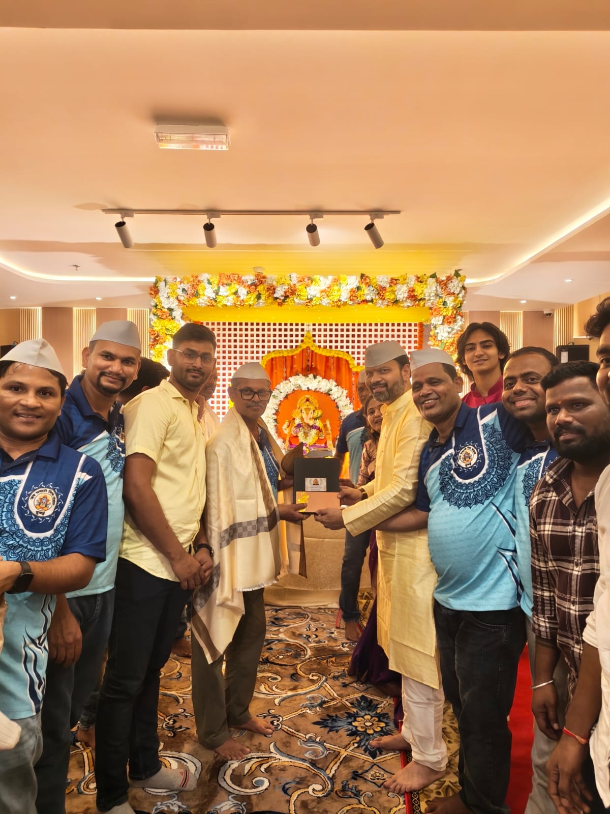 सातासमुद्रापार दुबईतही गणरायाचा जयघोष